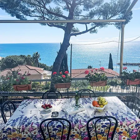 Alfreda - Slr101 By Interhome